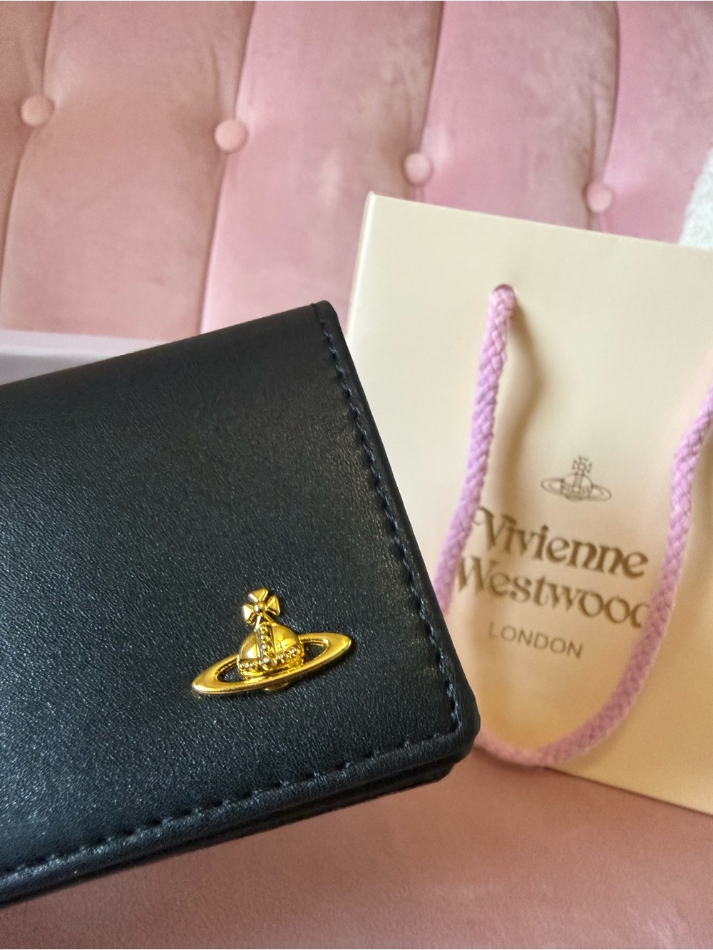 ๐ฏ Auth! Vivienne Westwood Black Leather Card & Key Holder with Gold Orb. BNWT! - Picture 7 of 15